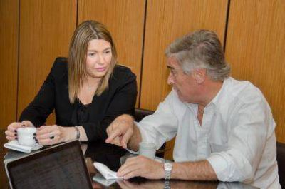 Gobierno rompi� el silencio, pero evit� criticar dichos de Aguad