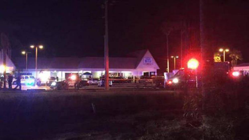 Un nuevo tiroteo en una disco de Florida vuelve a desatar el p�nico: al menos dos muertos y 16 heridos