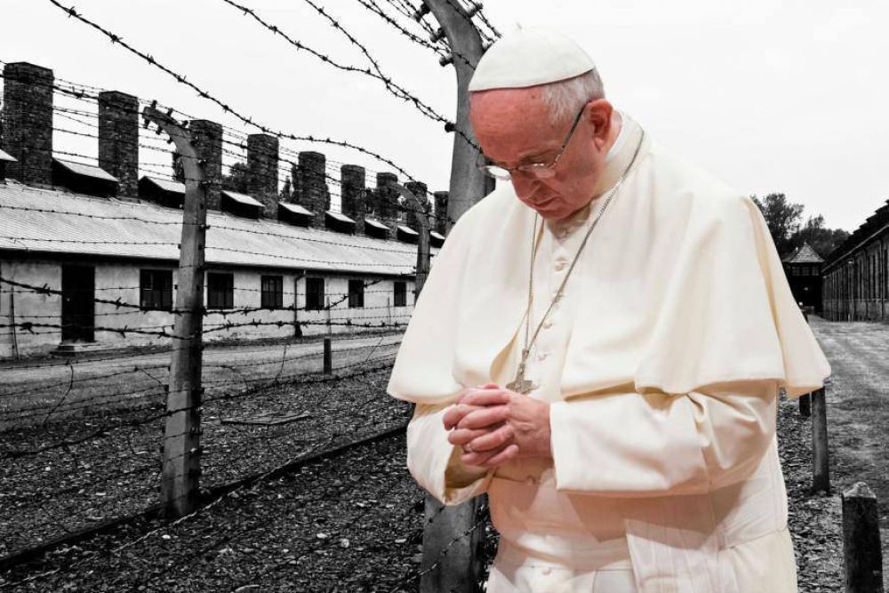 El silencio de papa Francisco en Auschwitz aplaudido por comunidad juda