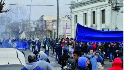 Por el despido de dos trabajadores en Ranchos habr� un paro el lunes que incluye a nuestra ciudad