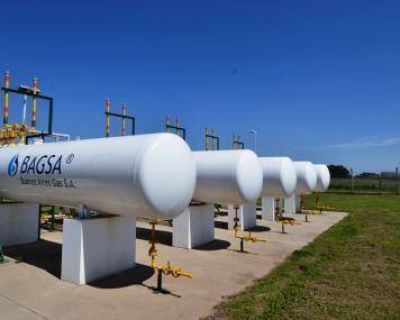 Salazar y Ponzio viajan para gestionar obras de gas