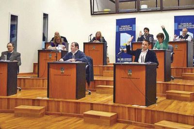 El Concejo trat� en primera lectura el aumento del boleto de transporte p�blico