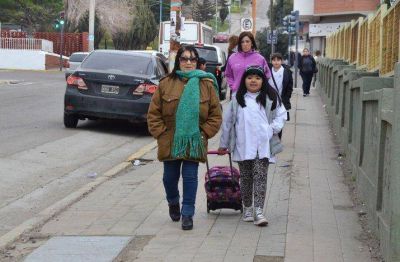 Con baja adhesi�n al paro docente, se reinici� el ciclo lectivo en Chubut