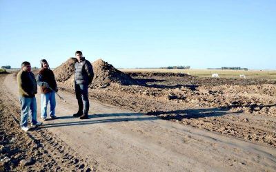 Realizan trabajos en la zona rural para evitar inundaciones