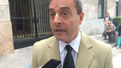 Telpuk: �Los edificios p�blicos no tienen seguridad permanente porque no hay posibilidad f�sica�