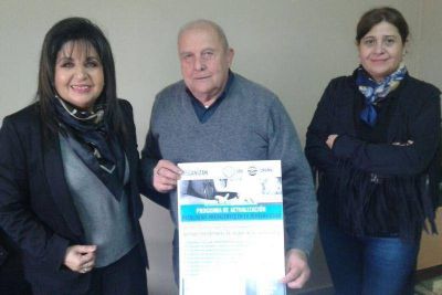 La diputada Arenas recorri� hospitales del interior provincial