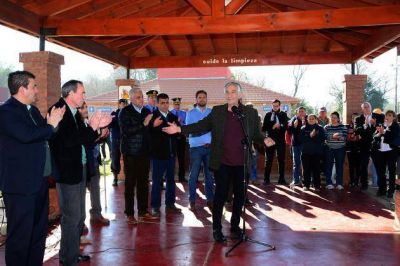 Cloacas, agua potable y m�s obras en Candelaria