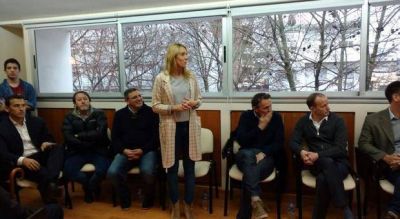 Desde La Plata, el �Grupo Esmeralda� apunt�: �La renovaci�n del peronismo es irreversible�