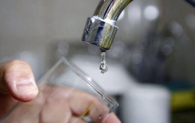 Cortes de agua y baja presi�n en White y 12 barrios de Bah�a