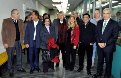 Arenga por la unidad peronista en la intimidad de la m�tica parrilla El Mangrullo