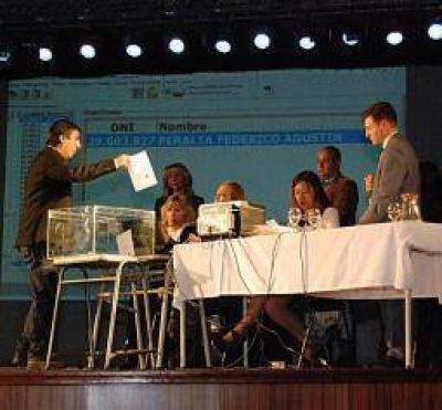 Se reactiv� la obra p�blica y 700 personas volvieron al trabajo