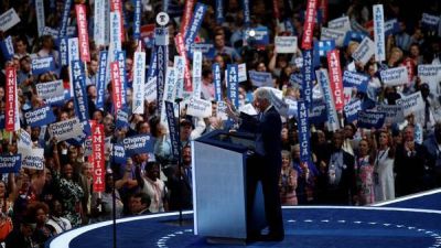 Hillary Clinton hace historia: es la primera candidata a la Casa Blanca