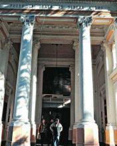 Naci�n y UNT disienten sobre la planta no docente