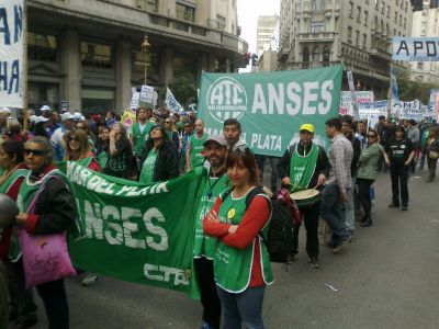 FRENTE AL INTENTO DE UTILIZACI�N  DE LOS DATOS DE NUESTROS BENEFICIARIOS
