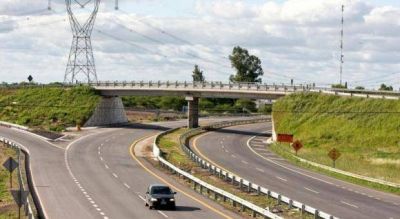 Vidal puso la firma en el decreto para que Aubasa se haga cargo de la Ruta 6