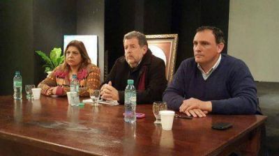 Olaeta recibi� al ministro Elustondo y juntos conversaron sobre la agenda productiva