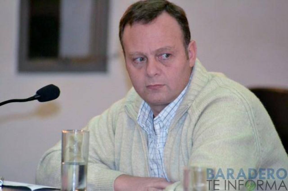 Di Pasqua: �A Mosi el Concejo lo puede invitar, �l viene si quiere�