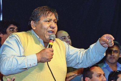 �vila: �No vamos a ser rehenes de la flexibilizaci�n laboral encubierta�