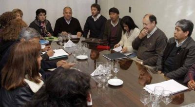 Paritaria docente: se analiz� en detalle propuesta salarial del Gobierno