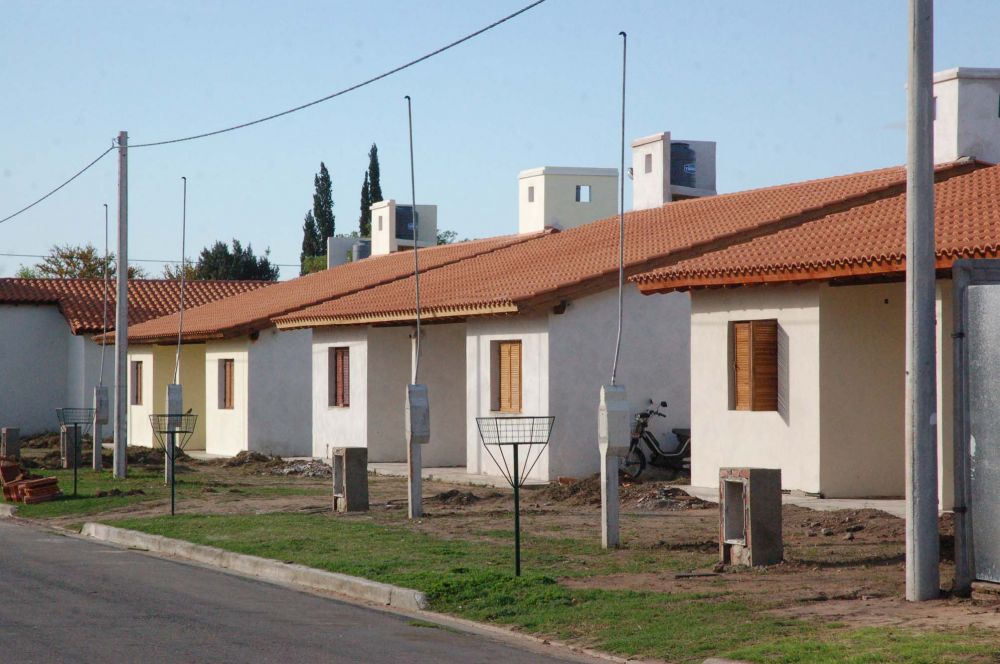 El IPV cobra $ 100 mil para acceder a una casa y se paga en una constructora