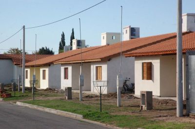El IPV cobra $ 100 mil para acceder a una casa y se paga en una constructora