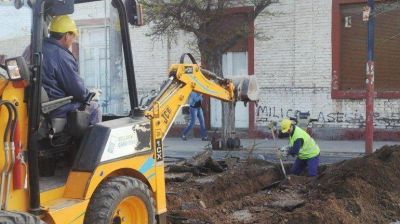 Apuran la extensi�n de las redes de agua y cloacas