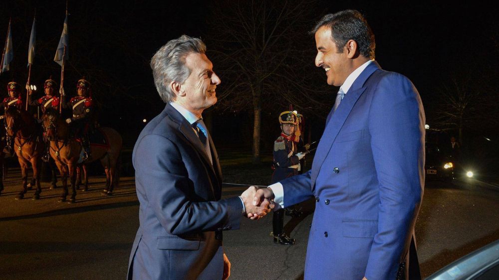 Mauricio Macri firm convenios con el Emir de Qatar