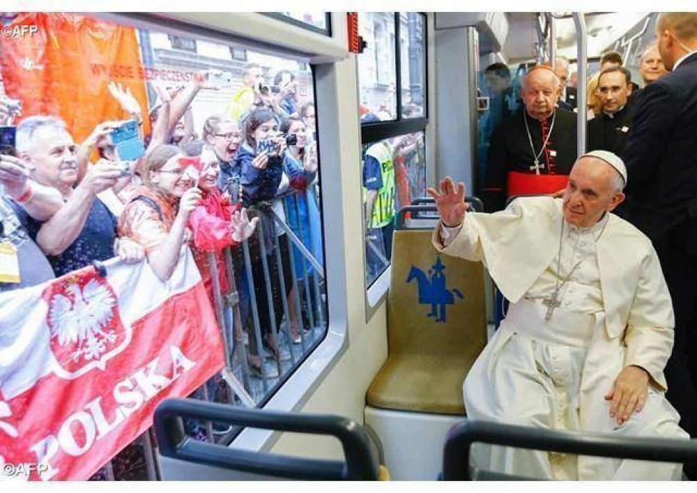 El Papa Francisco recibe las llaves de la ciudad de Cracovia