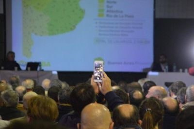 Las empresas defendieron el tarifazo y la Defensor�a reclam� informaci�n