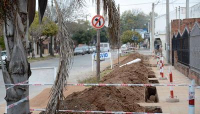 Iniciaron la obra de cloacas para Maldonado y Altamira