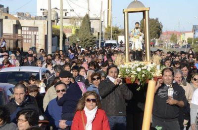 Los fieles comodorenses se preparan para la festividad de San Cayetano