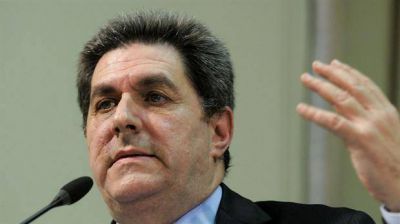El juez Gemignani denunci� a la prosecretaria que mand� a detener y la vincul� con 