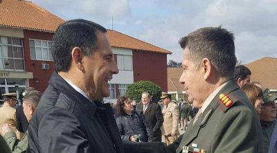Amado particip� de los festejos por los 78 a�os de Gendarmer�a