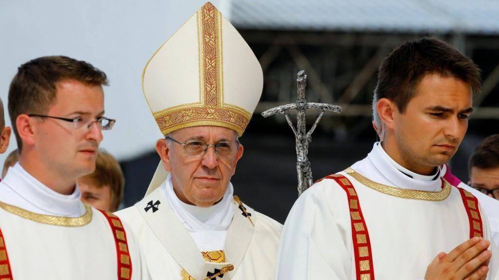 El Papa celebr la ltima misa de su viaje a Polonia ante ms de dos millones de fieles