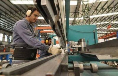 La producci�n de Pymes marc� la baja m�s importante en 7 a�os