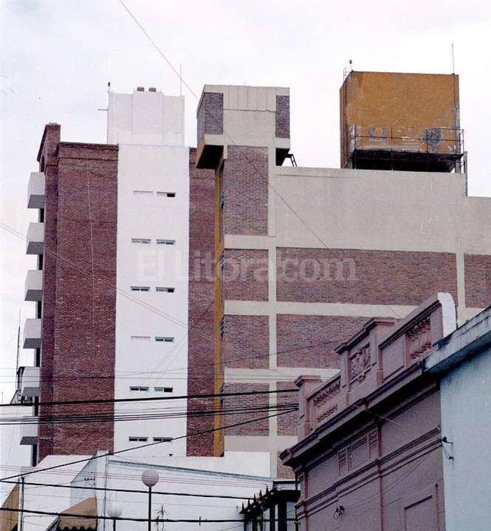 No hay control sobre la limpieza de tanques de agua en edificios