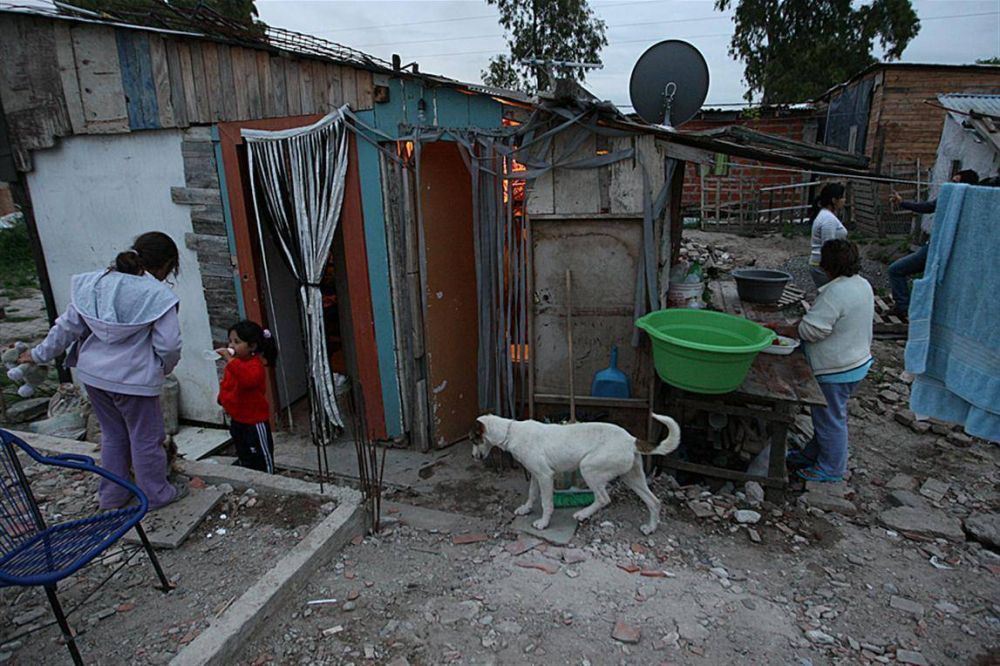 La crisis social afecta a San Mart�n: el Municipio debi� entregar 140% m�s de bolsas de alimentos