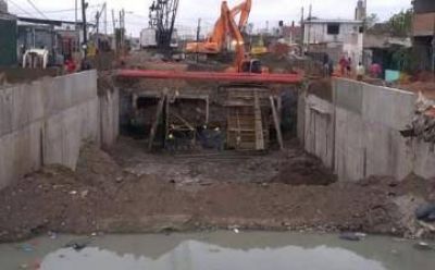  Sigue adelante el �ltimo tramo de canalizaci�n del Arroyo del Rey