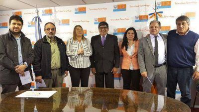 Cuatro nuevos funcionarios juraron en el Gabinete de Bertone