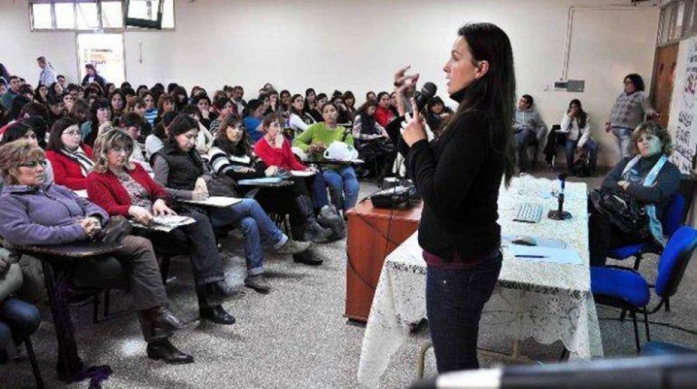 Conferencia sobre tecnolog�as de la comunicaci�n en la educaci�n