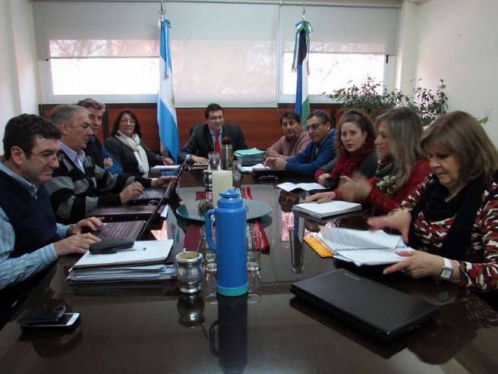 El Gobierno asegur� que no est�n dadas las condiciones para reabrir la discusi�n salarial con UnTER