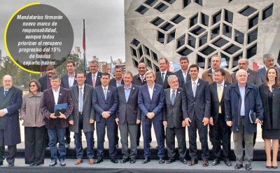 Colombi aporta al Acuerdo por el Fortalecimiento del Federalismo