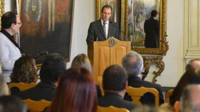 Bordet prometi� garantizar la independencia de poderes	 