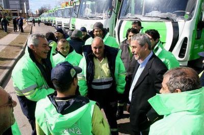 Jorge Ferraresi present� avanzado equipamiento para la higiene urbana