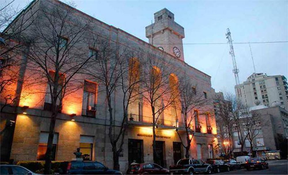 El municipio realiz� �simulacros� para desdoblar el sueldo de municipales