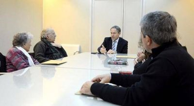 Encuentro con P�rez Esquivel: Ferrari insisti� en �descomprimir� las c�rceles bonaerenses