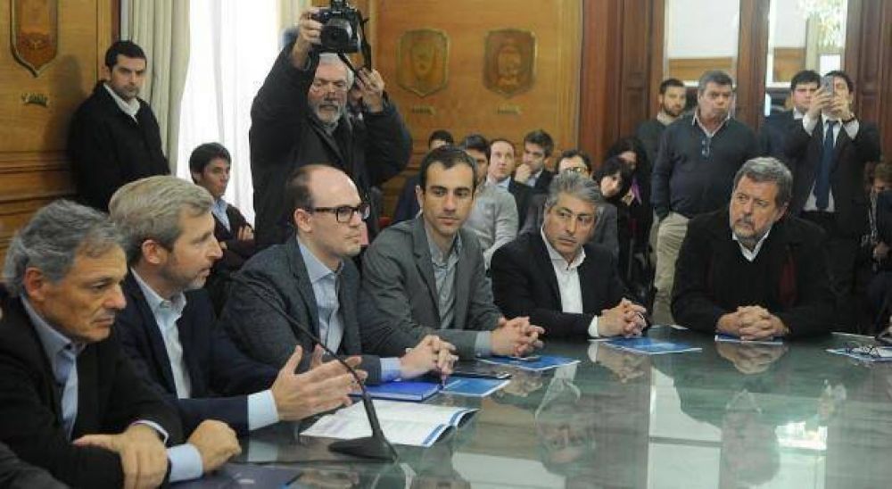 En plena ca�da de las Pymes, Elustondo se refugia en Naci�n para efrentar la crisis