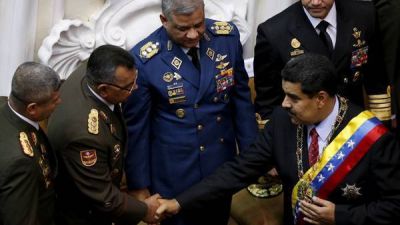 La oposici�n dio otro paso para realizar el revocatorio de Maduro