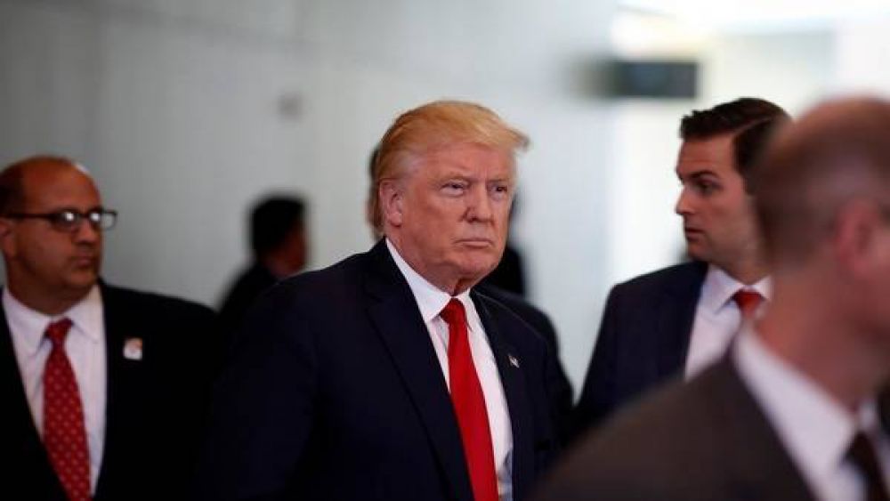 H�roes de guerra y familias de soldados muertos atacan a Trump