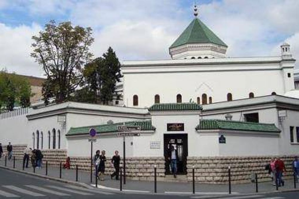 Francia advierte que cerrar ms mezquitas y expulsar a imanes extranjeros